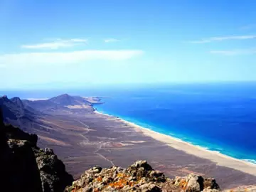 what things can be seen in the south of Fuerteventura