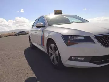 fotos de la flota de fuerte taxi 